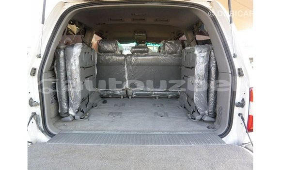 Buy Import Toyota Land Cruiser White Car in Import - Dubai in Andijon Buy Import Toyota Land Cruiser White Car in Import - Dubai in Andijon