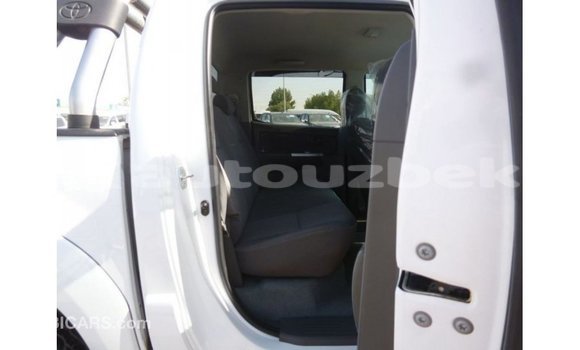 Buy Import Toyota Hilux White Car in Import - Dubai in Andijon Buy Import Toyota Hilux White Car in Import - Dubai in Andijon