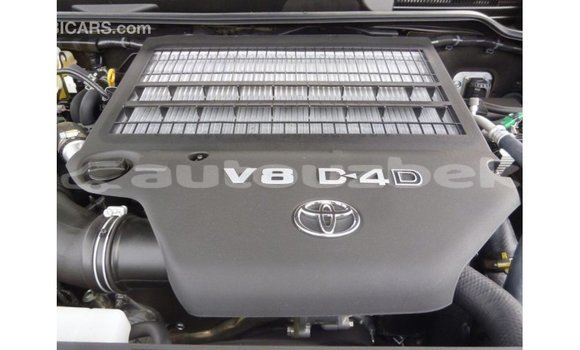 Buy Import Toyota Land Cruiser Blue Car in Import - Dubai in Andijon Buy Import Toyota Land Cruiser Blue Car in Import - Dubai in Andijon