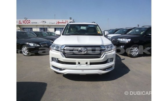 Buy Import Toyota Land Cruiser White Car in Import - Dubai in Andijon Buy Import Toyota Land Cruiser White Car in Import - Dubai in Andijon