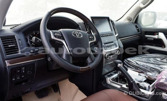 Buy Import Toyota Land Cruiser Black Car in Import - Dubai in Andijon Buy Import Toyota Land Cruiser Black Car in Import - Dubai in Andijon