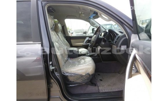 Buy Import Toyota Land Cruiser Other Car in Import - Dubai in Andijon Buy Import Toyota Land Cruiser Other Car in Import - Dubai in Andijon