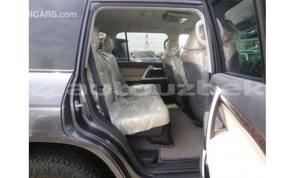 Buy Import Toyota Land Cruiser Other Car in Import - Dubai in Andijon Buy Import Toyota Land Cruiser Other Car in Import - Dubai in Andijon