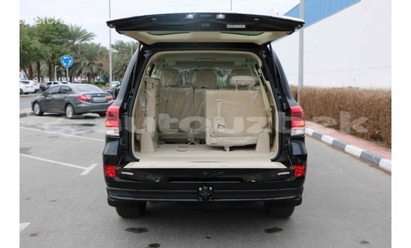 Buy Import Toyota Land Cruiser Black Car in Import - Dubai in Andijon Buy Import Toyota Land Cruiser Black Car in Import - Dubai in Andijon