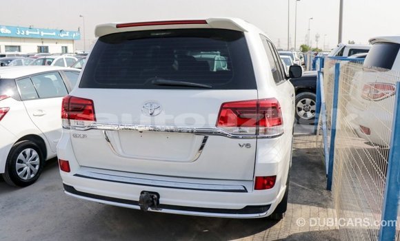 Buy Import Toyota Land Cruiser White Car in Import - Dubai in Andijon Buy Import Toyota Land Cruiser White Car in Import - Dubai in Andijon