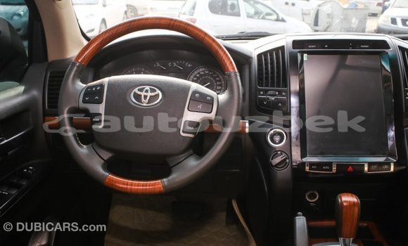 Buy Import Toyota Land Cruiser White Car in Import - Dubai in Andijon Buy Import Toyota Land Cruiser White Car in Import - Dubai in Andijon