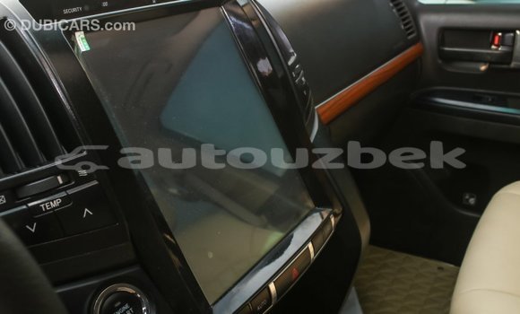 Buy Import Toyota Land Cruiser White Car in Import - Dubai in Andijon Buy Import Toyota Land Cruiser White Car in Import - Dubai in Andijon