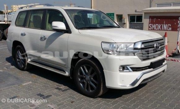 Buy Import Toyota Land Cruiser White Car in Import - Dubai in Andijon Buy Import Toyota Land Cruiser White Car in Import - Dubai in Andijon