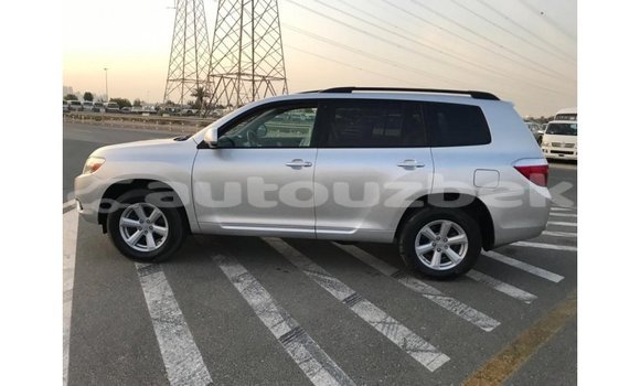 Buy Import Toyota Highlander Other Car in Import - Dubai in Andijon Buy Import Toyota Highlander Other Car in Import - Dubai in Andijon