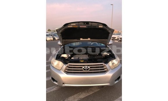 Buy Import Toyota Highlander Other Car in Import - Dubai in Andijon Buy Import Toyota Highlander Other Car in Import - Dubai in Andijon