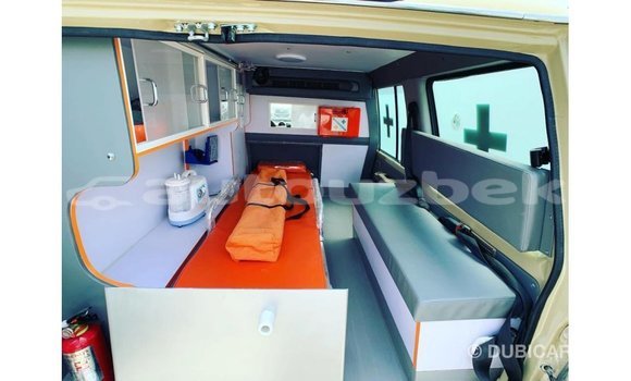 Buy Import Toyota Land Cruiser Beige Car in Import - Dubai in Andijon Buy Import Toyota Land Cruiser Beige Car in Import - Dubai in Andijon