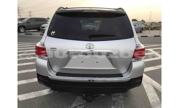 Buy Import Toyota Highlander Other Car in Import - Dubai in Andijon Buy Import Toyota Highlander Other Car in Import - Dubai in Andijon
