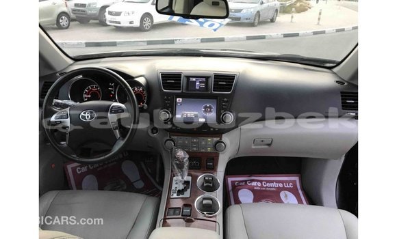 Buy Import Toyota Highlander Black Car in Import - Dubai in Andijon Buy Import Toyota Highlander Black Car in Import - Dubai in Andijon