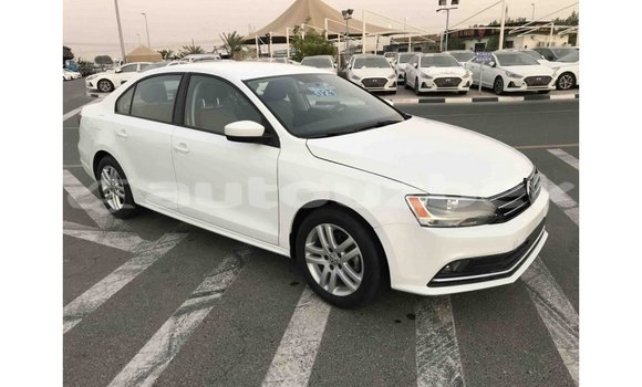 Buy Import Volkswagen Jetta White Car in Import - Dubai in Andijon