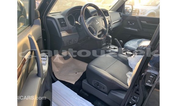 Buy Import Mitsubishi Pajero Black Car in Import - Dubai in Andijon Buy Import Mitsubishi Pajero Black Car in Import - Dubai in Andijon
