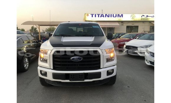 Buy Import Ford V8 White Car in Import - Dubai in Andijon Buy Import Ford V8 White Car in Import - Dubai in Andijon