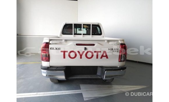 Buy Import Toyota Hilux Other Car in Import - Dubai in Andijon Buy Import Toyota Hilux Other Car in Import - Dubai in Andijon