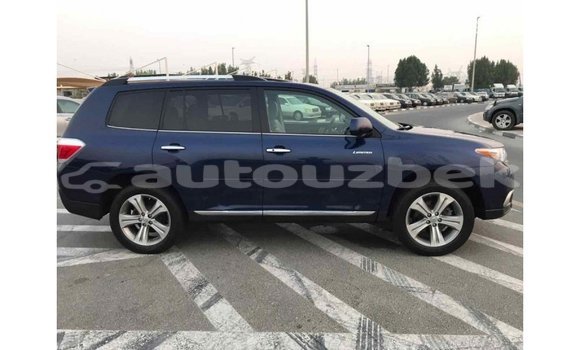 Buy Import Toyota Highlander Blue Car in Import - Dubai in Andijon Buy Import Toyota Highlander Blue Car in Import - Dubai in Andijon