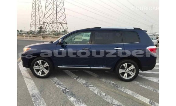 Buy Import Toyota Highlander Blue Car in Import - Dubai in Andijon Buy Import Toyota Highlander Blue Car in Import - Dubai in Andijon