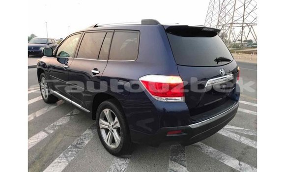 Buy Import Toyota Highlander Blue Car in Import - Dubai in Andijon Buy Import Toyota Highlander Blue Car in Import - Dubai in Andijon