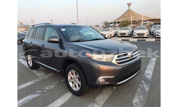 Buy Import Toyota Highlander Other Car in Import - Dubai in Andijon Buy Import Toyota Highlander Other Car in Import - Dubai in Andijon