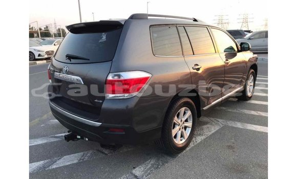 Buy Import Toyota Highlander Other Car in Import - Dubai in Andijon Buy Import Toyota Highlander Other Car in Import - Dubai in Andijon