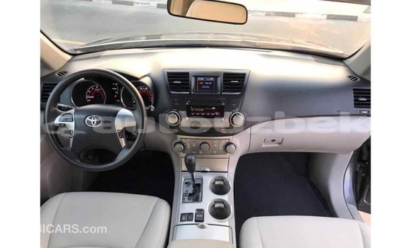 Buy Import Toyota Highlander Other Car in Import - Dubai in Andijon Buy Import Toyota Highlander Other Car in Import - Dubai in Andijon