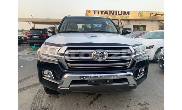 Buy Import Toyota Land Cruiser Black Car in Import - Dubai in Andijon Buy Import Toyota Land Cruiser Black Car in Import - Dubai in Andijon