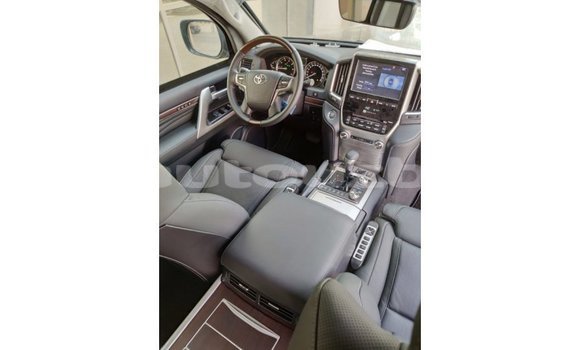 Buy Import Toyota Land Cruiser Black Car in Import - Dubai in Andijon Buy Import Toyota Land Cruiser Black Car in Import - Dubai in Andijon