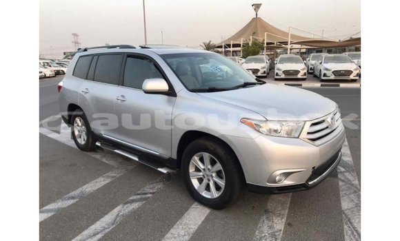 Buy Import Toyota Highlander Other Car in Import - Dubai in Andijon Buy Import Toyota Highlander Other Car in Import - Dubai in Andijon