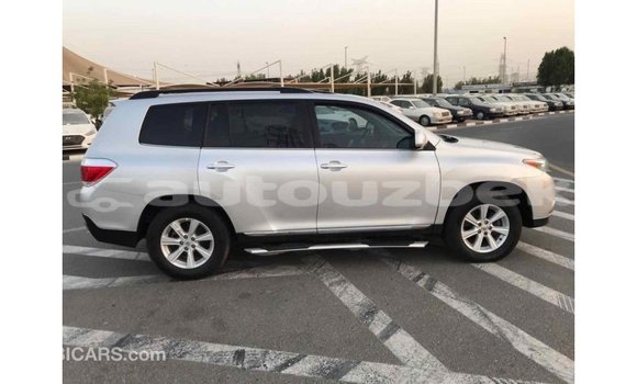Buy Import Toyota Highlander Other Car in Import - Dubai in Andijon Buy Import Toyota Highlander Other Car in Import - Dubai in Andijon