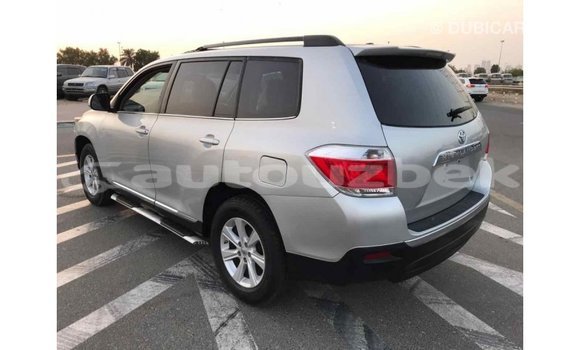 Buy Import Toyota Highlander Other Car in Import - Dubai in Andijon Buy Import Toyota Highlander Other Car in Import - Dubai in Andijon