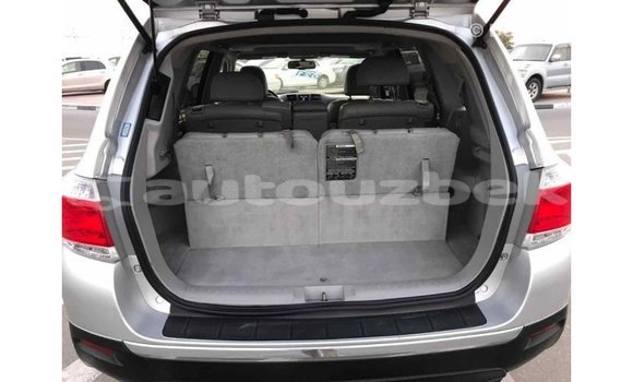 Buy Import Toyota Highlander Other Car in Import - Dubai in Andijon Buy Import Toyota Highlander Other Car in Import - Dubai in Andijon