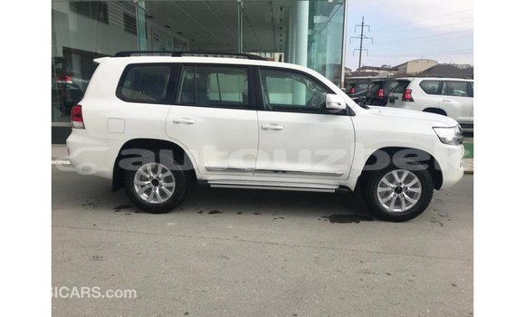 Buy Import Toyota Land Cruiser White Car in Import - Dubai in Andijon Buy Import Toyota Land Cruiser White Car in Import - Dubai in Andijon