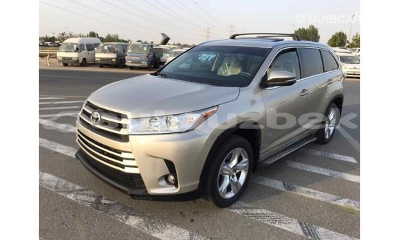 Buy Import Toyota Highlander Beige Car in Import - Dubai in Andijon Buy Import Toyota Highlander Beige Car in Import - Dubai in Andijon