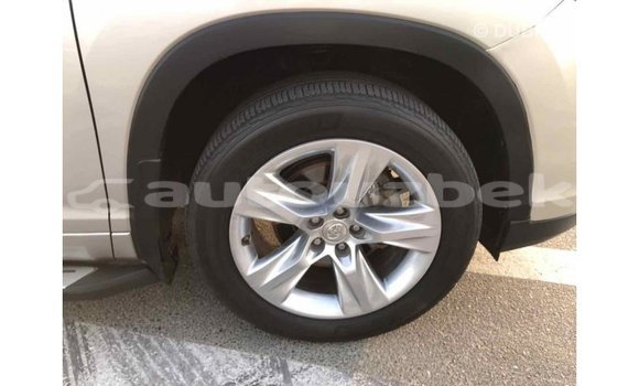 Buy Import Toyota Highlander Beige Car in Import - Dubai in Andijon Buy Import Toyota Highlander Beige Car in Import - Dubai in Andijon