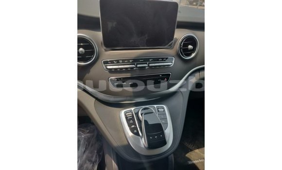 Buy Import Mercedes-Benz 250 Black Car in Import - Dubai in Andijon Buy Import Mercedes-Benz 250 Black Car in Import - Dubai in Andijon