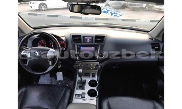Buy Import Toyota Highlander Black Car in Import - Dubai in Andijon Buy Import Toyota Highlander Black Car in Import - Dubai in Andijon