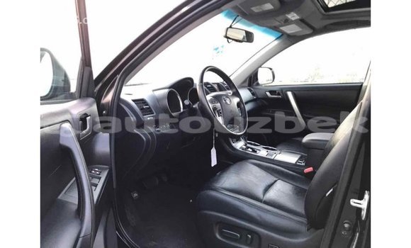Buy Import Toyota Highlander Black Car in Import - Dubai in Andijon Buy Import Toyota Highlander Black Car in Import - Dubai in Andijon