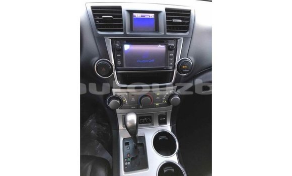 Buy Import Toyota Highlander Black Car in Import - Dubai in Andijon Buy Import Toyota Highlander Black Car in Import - Dubai in Andijon
