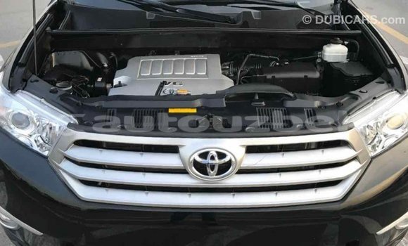 Buy Import Toyota Highlander Black Car in Import - Dubai in Andijon Buy Import Toyota Highlander Black Car in Import - Dubai in Andijon