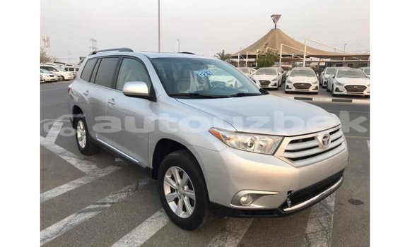 Buy Import Toyota Highlander Other Car in Import - Dubai in Andijon Buy Import Toyota Highlander Other Car in Import - Dubai in Andijon