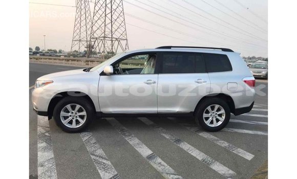 Buy Import Toyota Highlander Other Car in Import - Dubai in Andijon Buy Import Toyota Highlander Other Car in Import - Dubai in Andijon