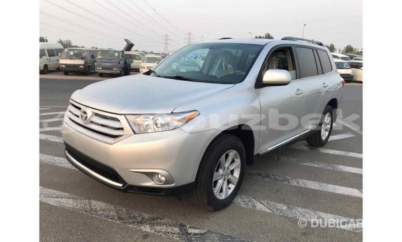 Buy Import Toyota Highlander Other Car in Import - Dubai in Andijon Buy Import Toyota Highlander Other Car in Import - Dubai in Andijon