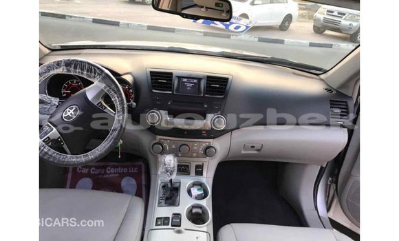 Buy Import Toyota Highlander Other Car in Import - Dubai in Andijon Buy Import Toyota Highlander Other Car in Import - Dubai in Andijon