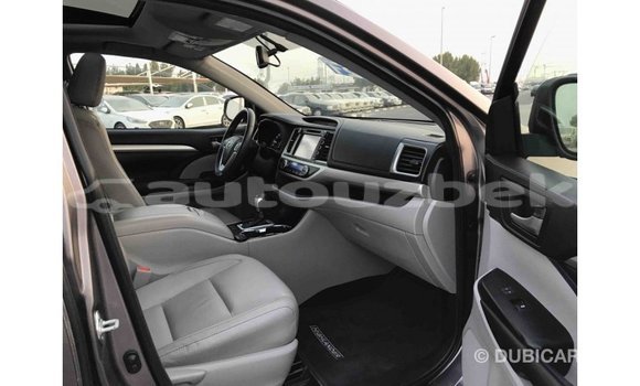 Buy Import Toyota Highlander Other Car in Import - Dubai in Andijon Buy Import Toyota Highlander Other Car in Import - Dubai in Andijon