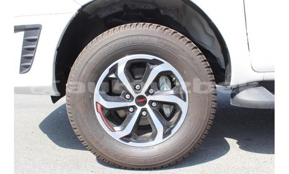 Buy Import Toyota Hilux White Car in Import - Dubai in Andijon Buy Import Toyota Hilux White Car in Import - Dubai in Andijon