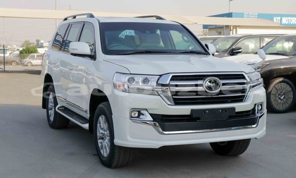 Buy Import Toyota Land Cruiser White Car in Import - Dubai in Andijon Buy Import Toyota Land Cruiser White Car in Import - Dubai in Andijon