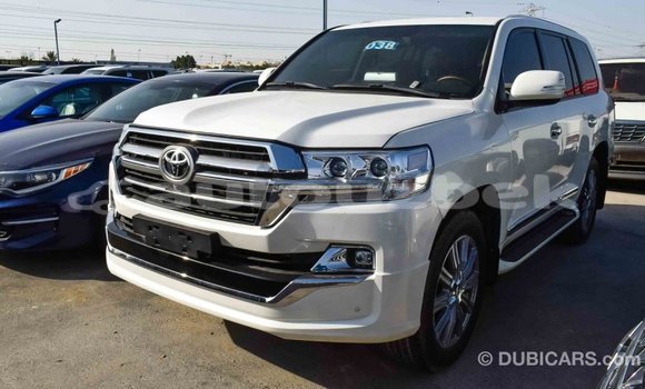 Buy Import Toyota Land Cruiser White Car in Import - Dubai in Andijon Buy Import Toyota Land Cruiser White Car in Import - Dubai in Andijon