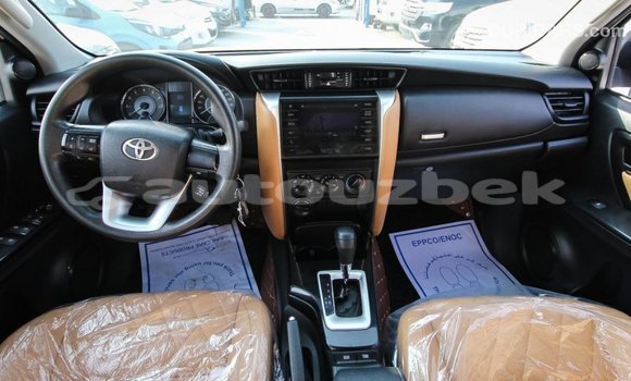 Buy Import Toyota Fortuner White Car in Import - Dubai in Andijon Buy Import Toyota Fortuner White Car in Import - Dubai in Andijon